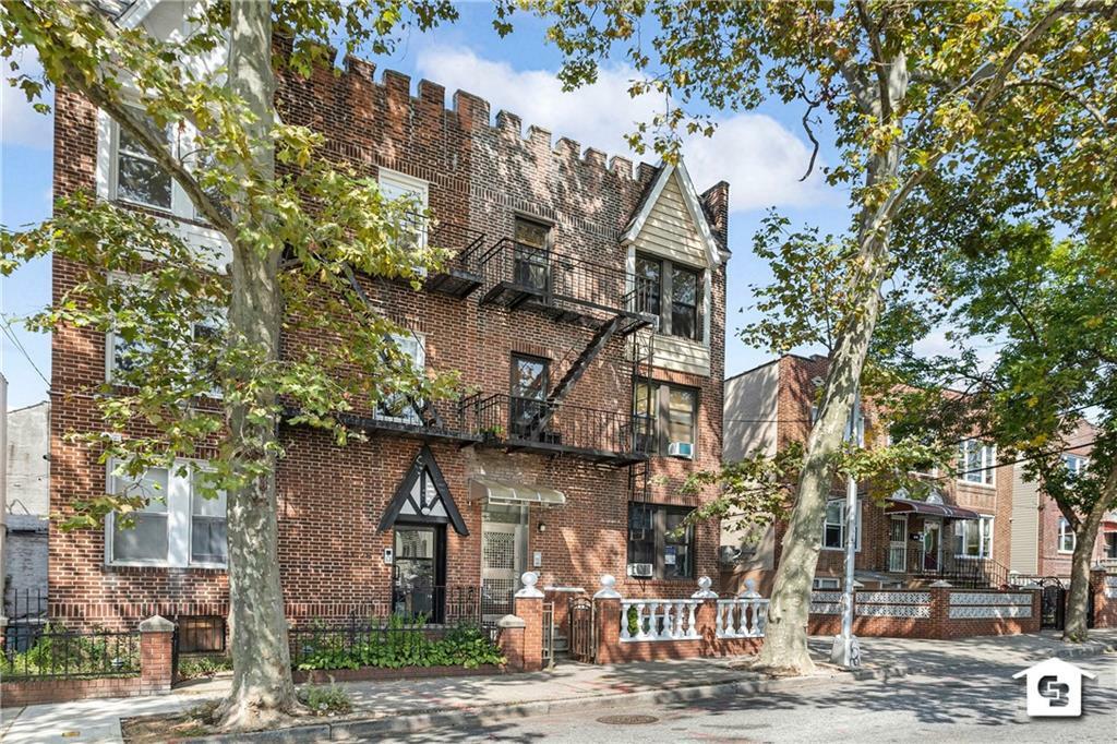 Property Photo: 21-76 19 Street NY 11105