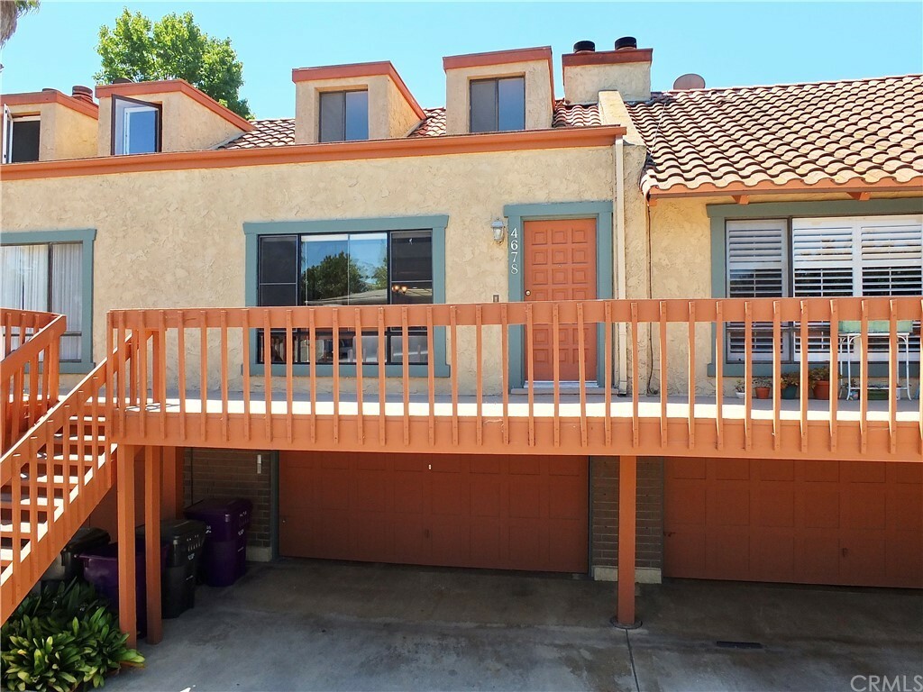 Property Photo: 4678 E Barker Way CA 90814