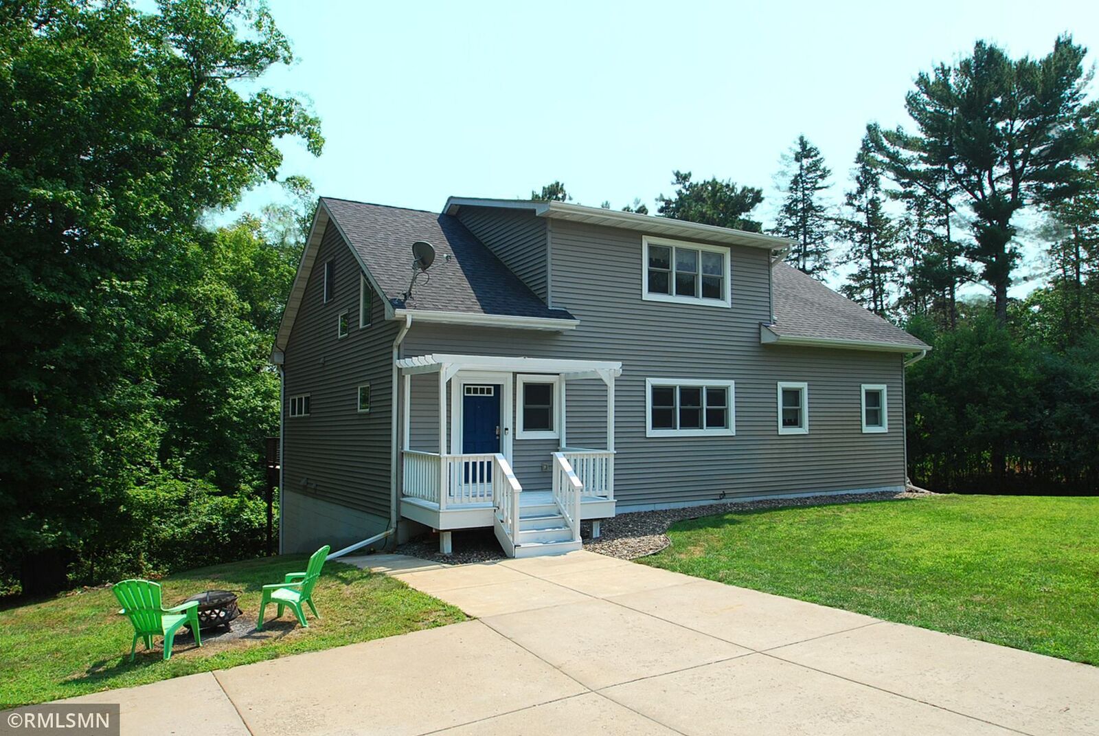 Property Photo:  16197 Saint Croix Trail N  MN 55047 