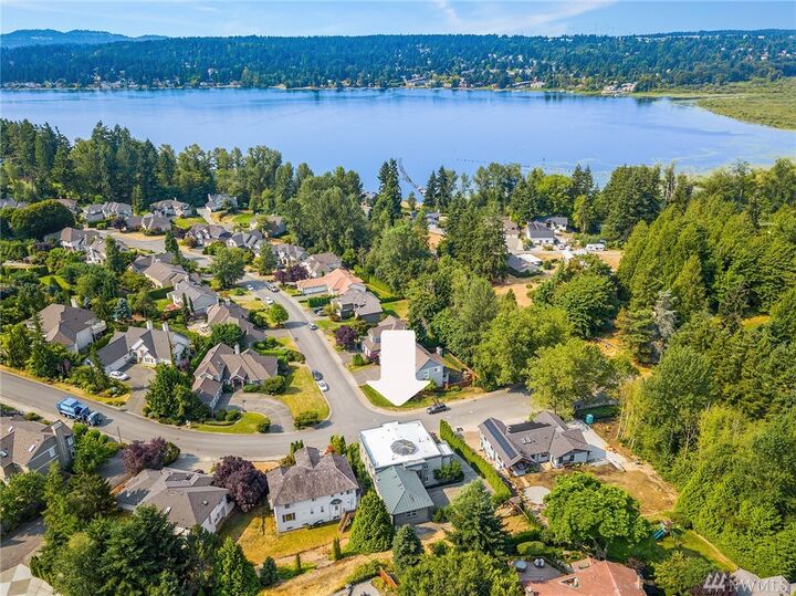 Property Photo:  18720 NE 54th Place  WA 98074 