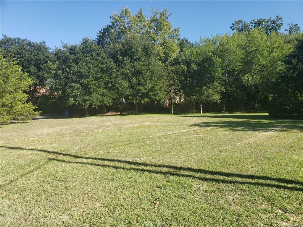 Property Photo:  1800 Kevin Court  TX 77868 