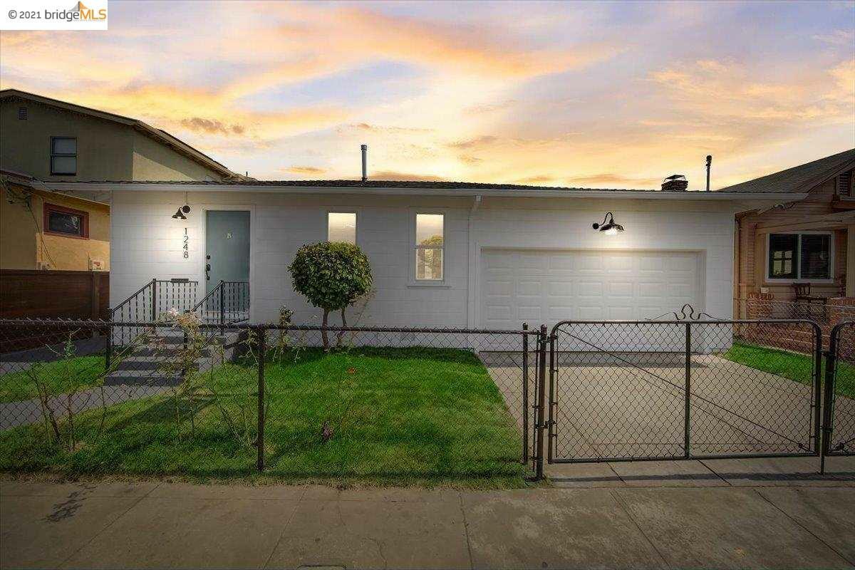 Property Photo:  1248 107th Ave  CA 94603 