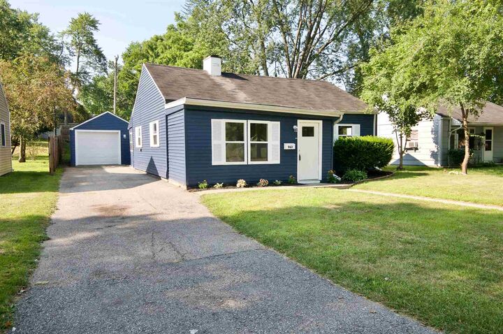 963 McDonald Street  Elkhart IN 46516 photo