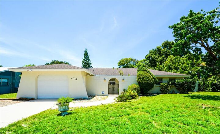 716 Wood Lane  Sarasota FL 34237 photo