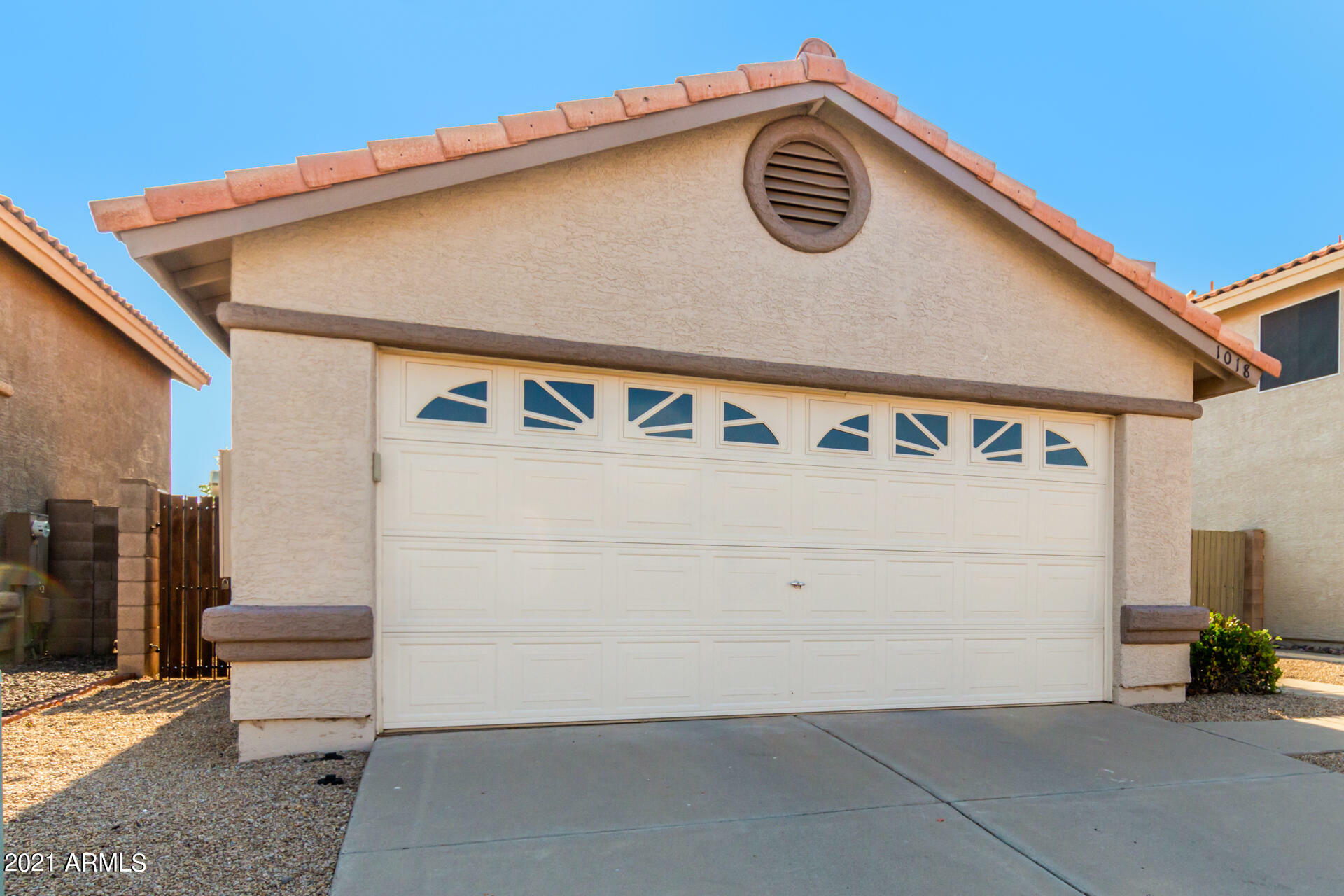 Property Photo: 1018 N Blackstone Drive AZ 85224