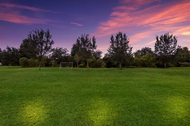 Property Photo:  12121 Forest Park Circle  FL 34211 