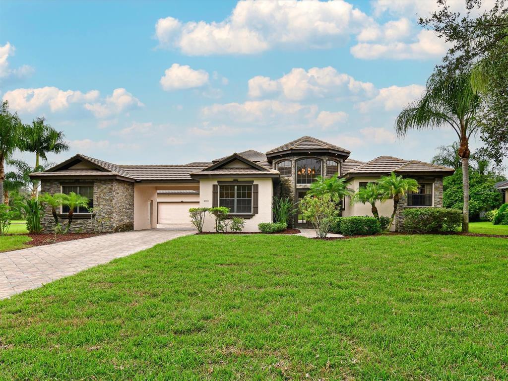 Property Photo: 16748 4th Avenue NE FL 34212