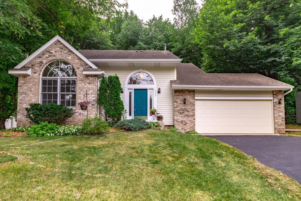Property Photo: 5737 Dufferin Drive MN 55378
