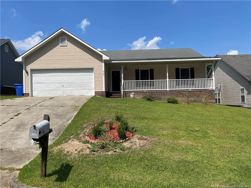 Property Photo:  323 Eastwood Avenue  NC 28301 