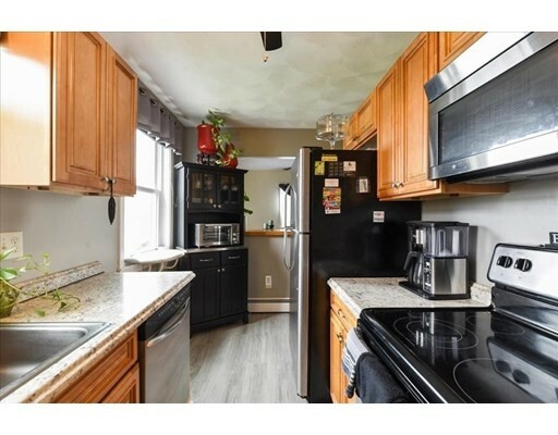 Property Photo: 62 Fulton St D MA 01960