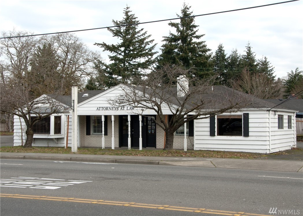 Property Photo: 9615 Bridgeport Wy SW WA 98499