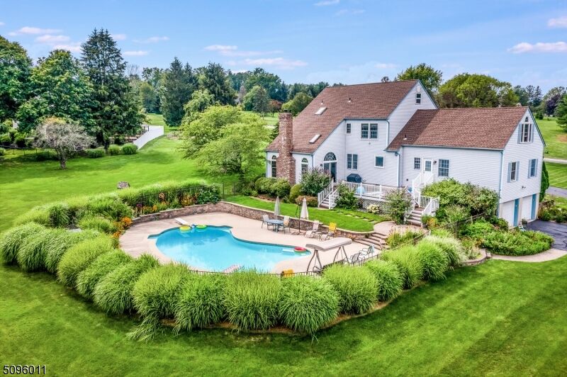 Property Photo: 3 Stonebridge Rd NJ 08827