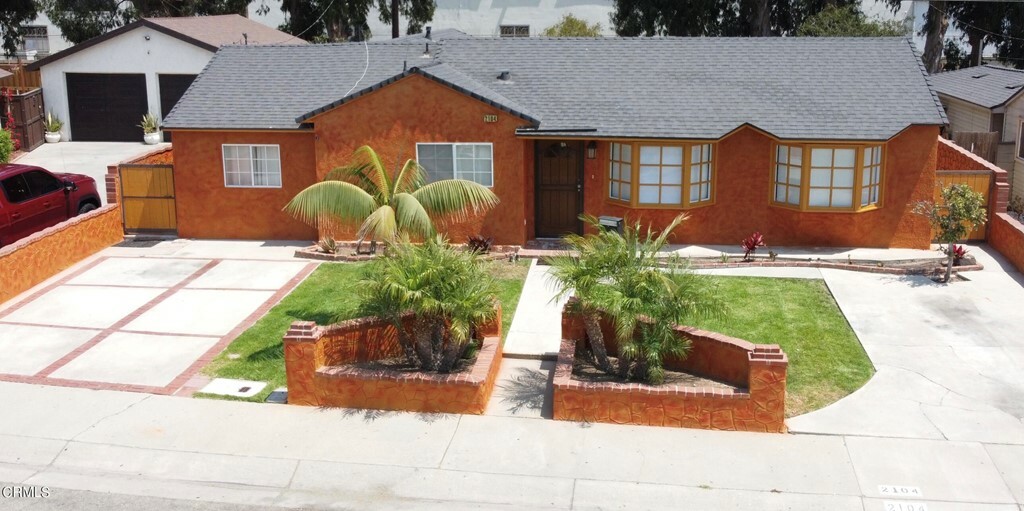 Property Photo:  2104 Arcadia  CA 93033 