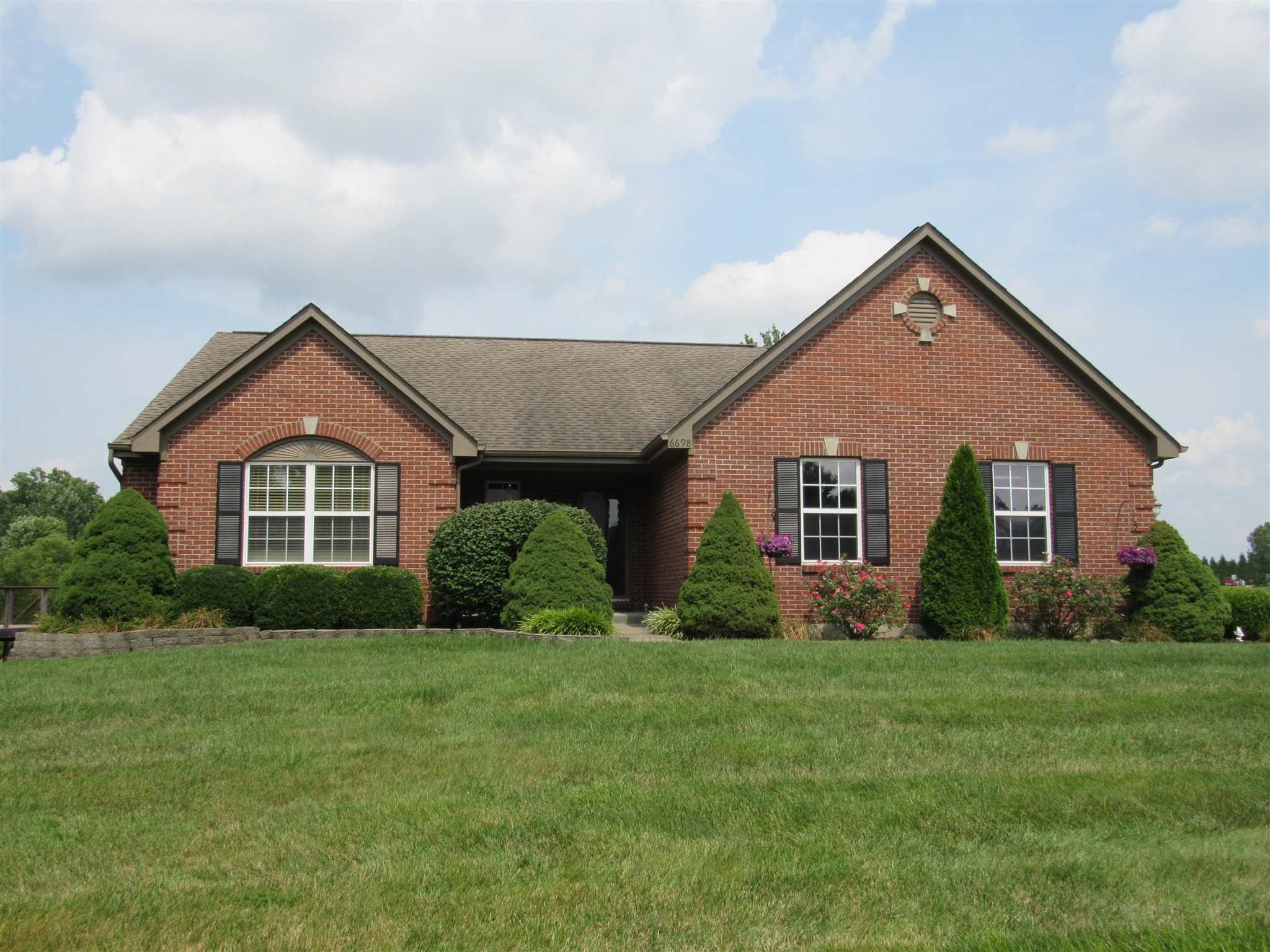 Property Photo:  6698 Rainier Court  KY 41005 