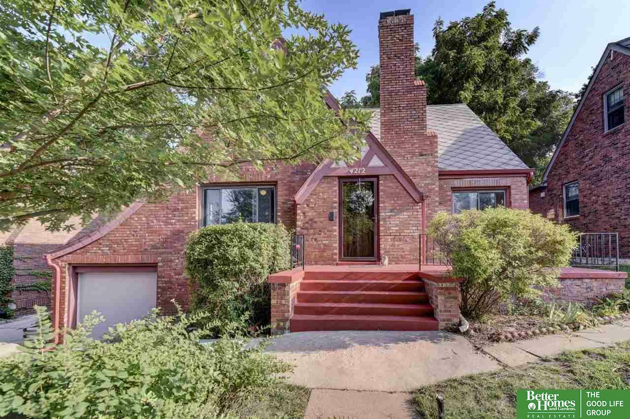 Property Photo:  4212 Walnut  NE 68105 