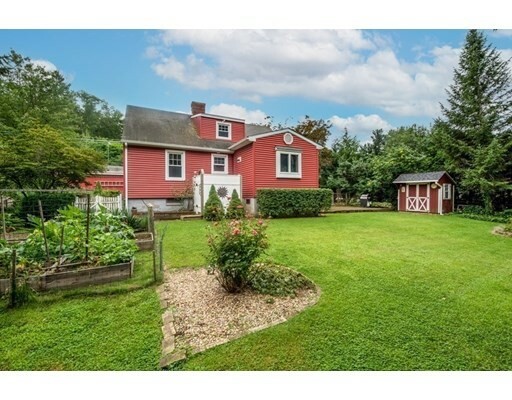 Property Photo: 92 Sewall St MA 01545