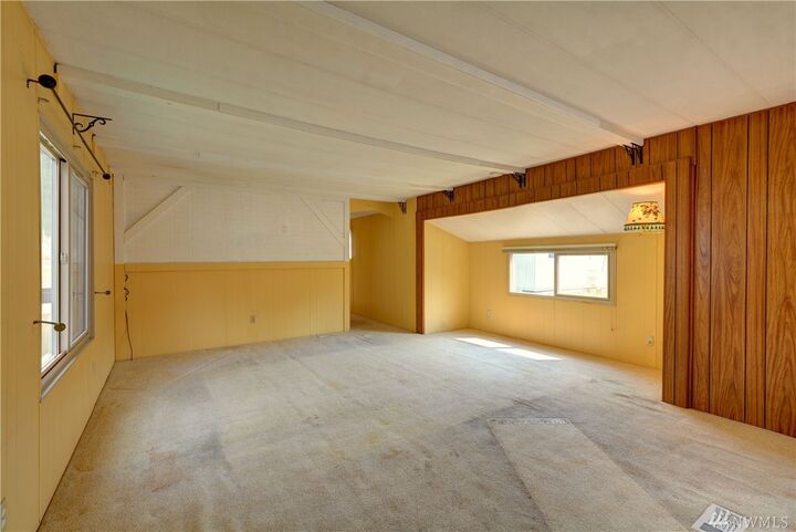 Property Photo: 11622 Sliver Lake Rd 32 WA 98208