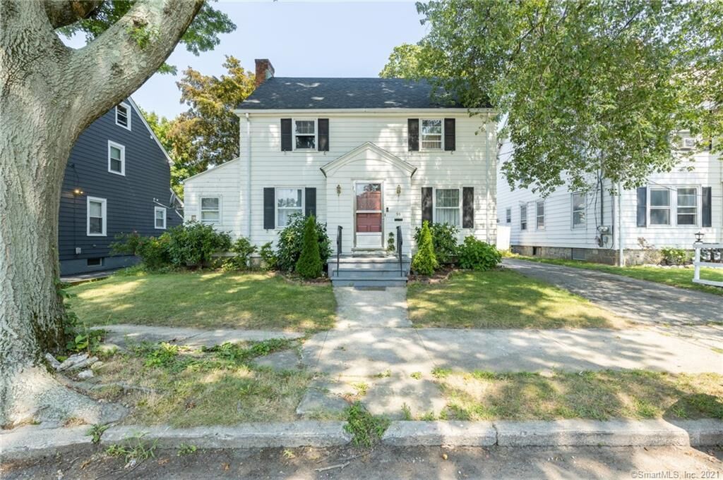 Property Photo:  96 Laurel Place  CT 06604 