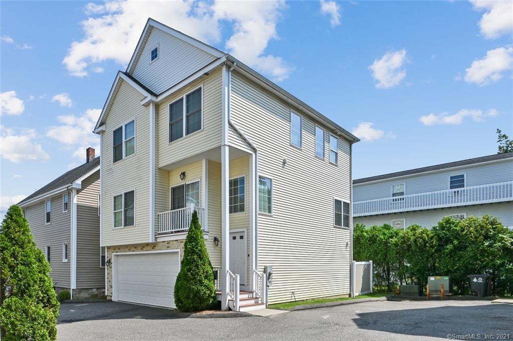 Property Photo: 189 Seaside Avenue 4 CT 06902
