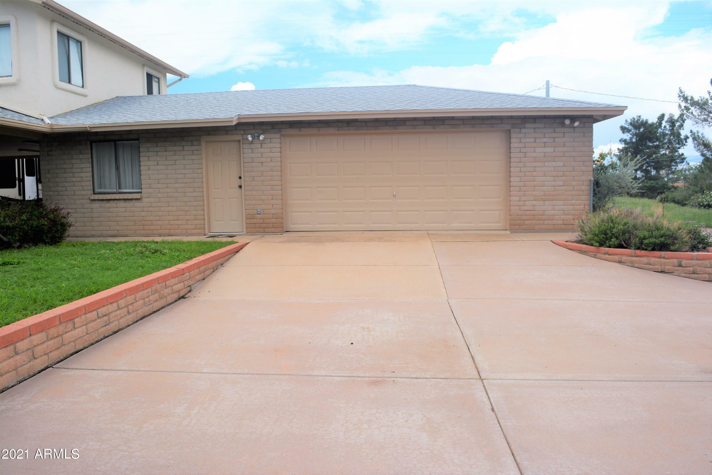 Property Photo:  8126 S High Road  AZ 85615 