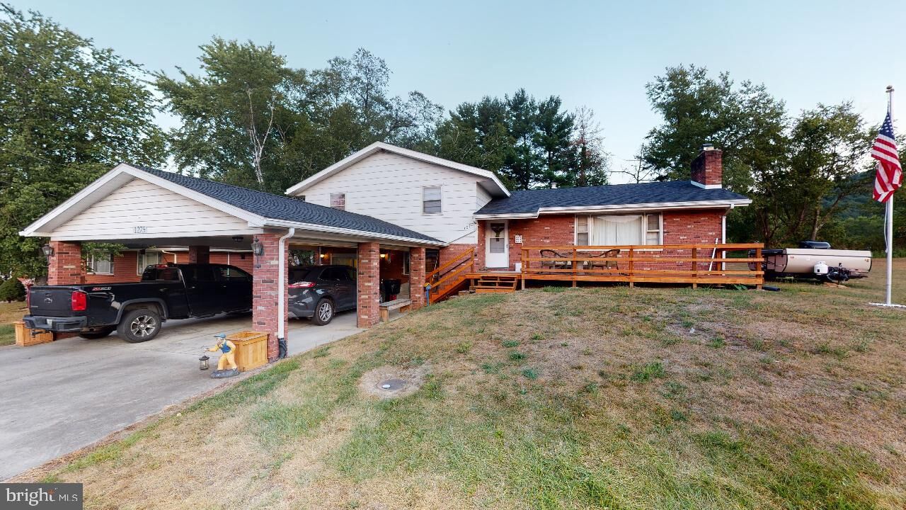 Property Photo:  1275 Lynmar Street  WV 26726 