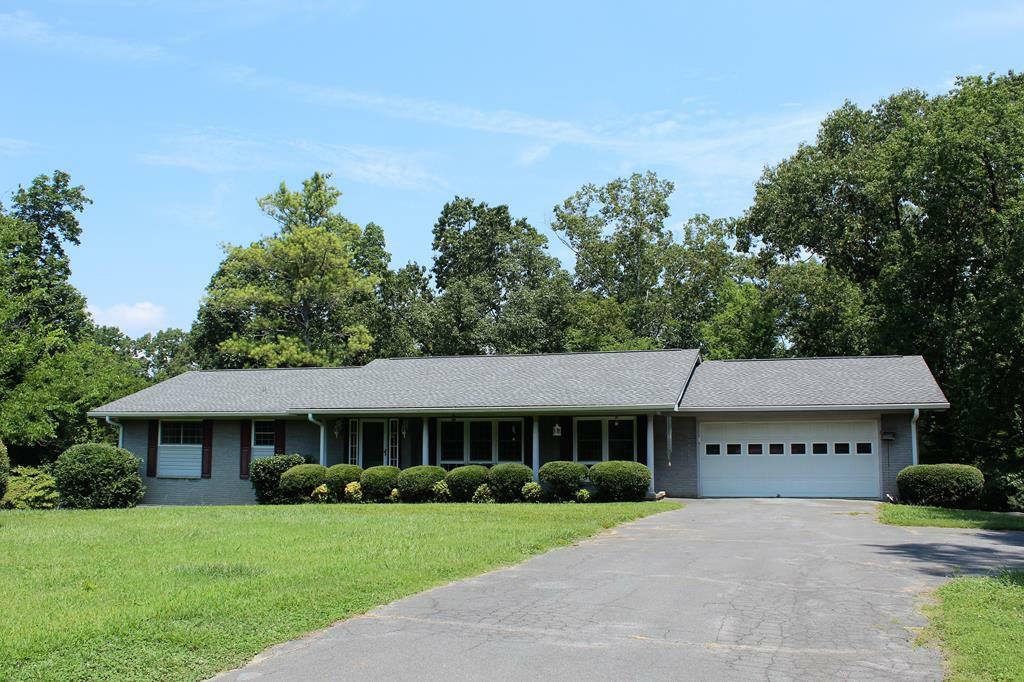 Property Photo:  212 Royal Oak Drive  GA 30721 