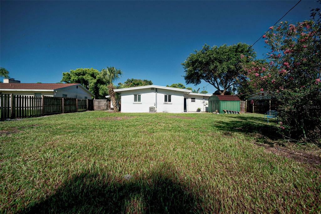 Property Photo:  8717 Peggy Avenue  FL 34231 