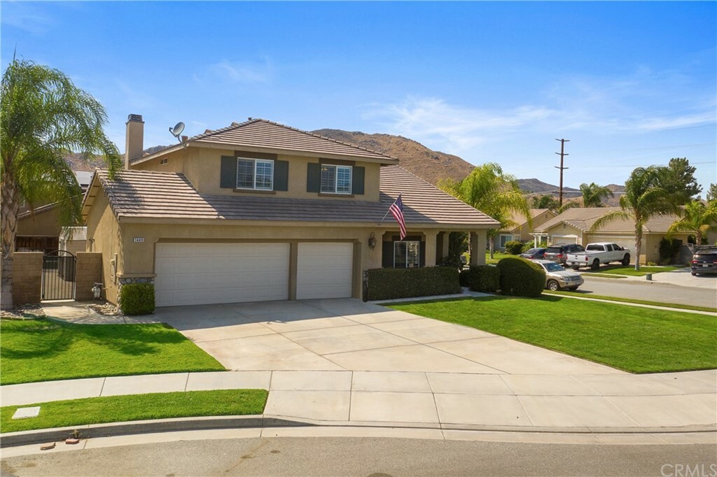 Property Photo:  1449 Jewelstone Circle  CA 92545 