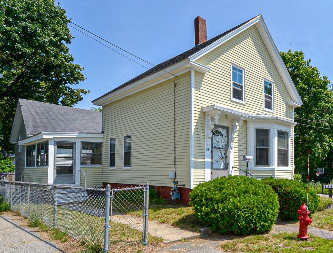 Property Photo:  38 Silver Street  NH 03867 