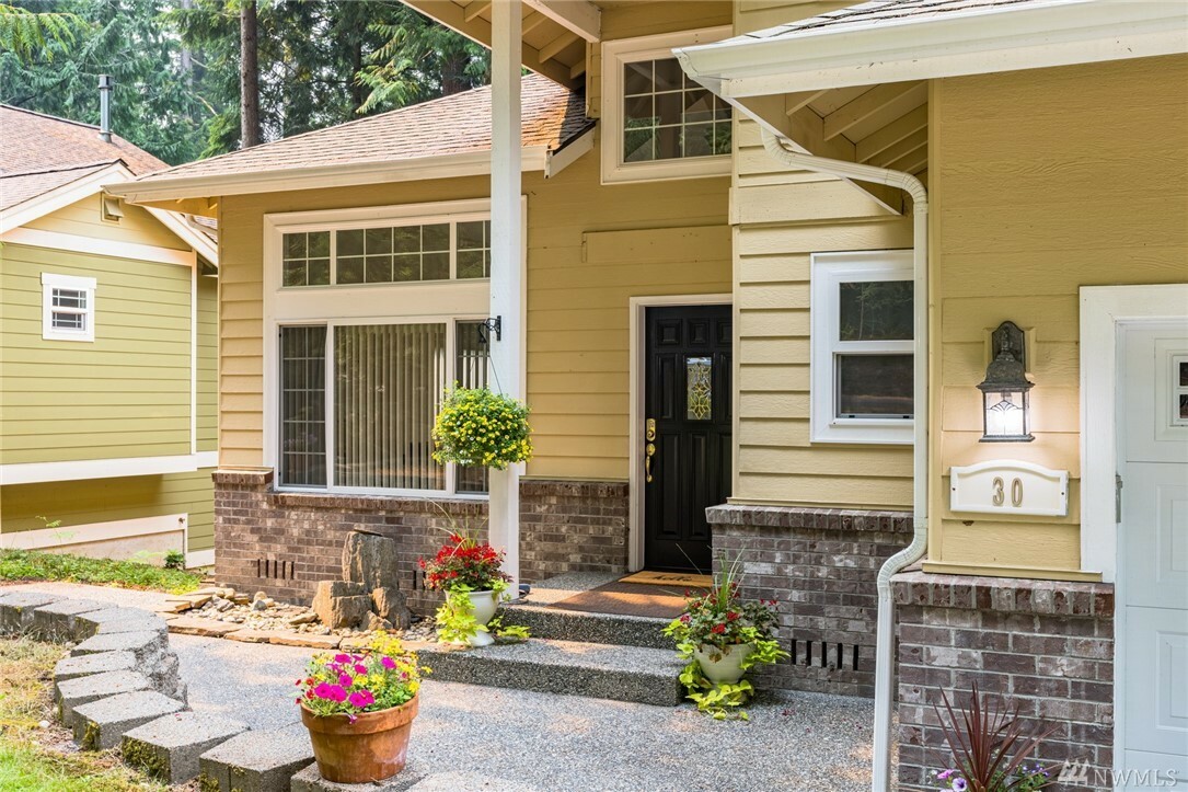 Property Photo: 30 Morning Glory Dr WA 98229