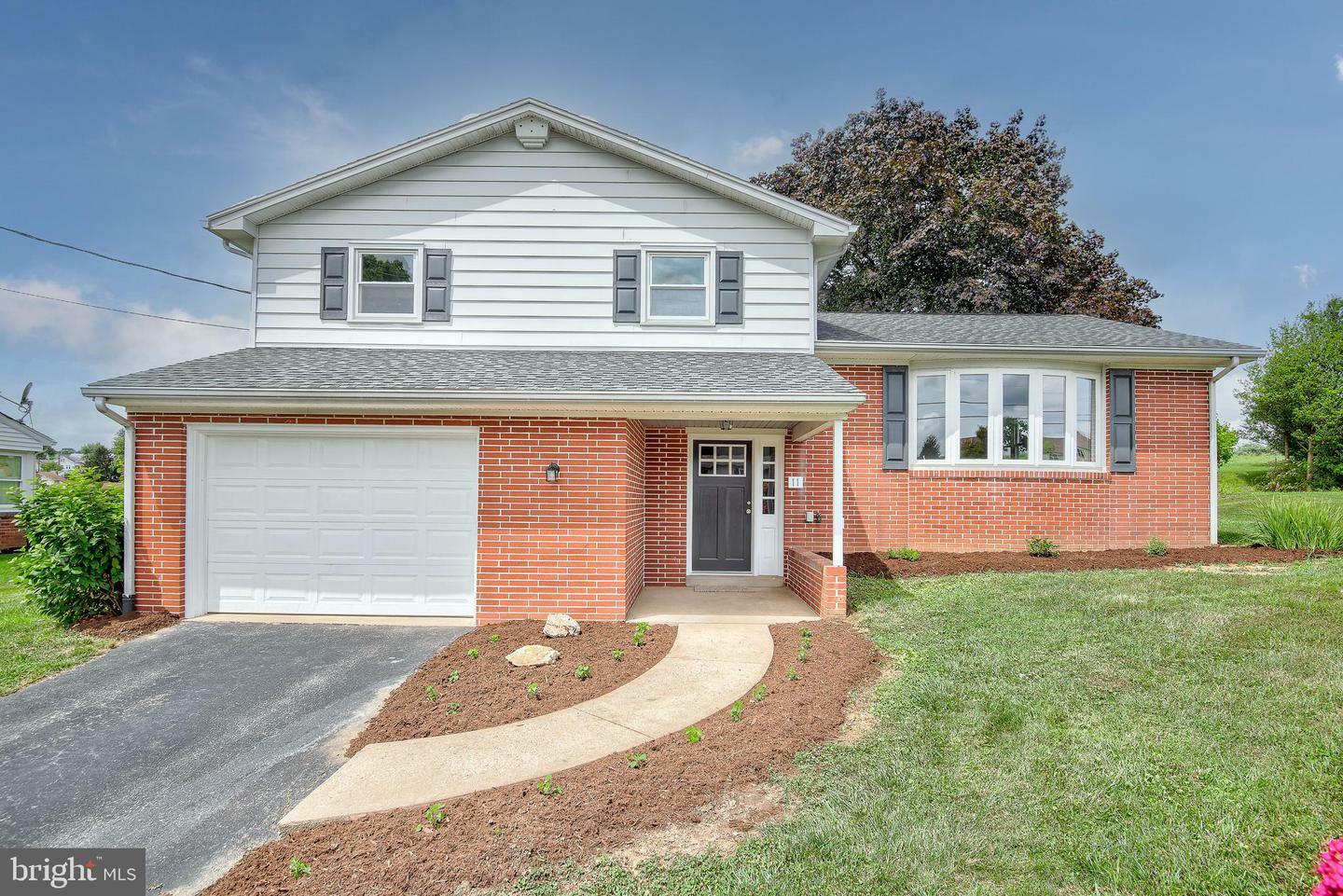 Property Photo:  11 Riverview Drive  PA 17368 