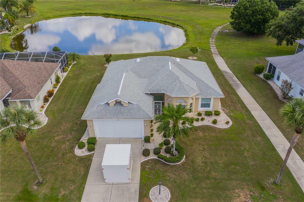 Property Photo:  617 Winterbrooke Way  FL 33573 