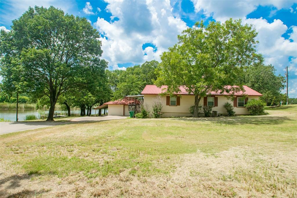 Property Photo:  115 Apache Trail  TX 76255 