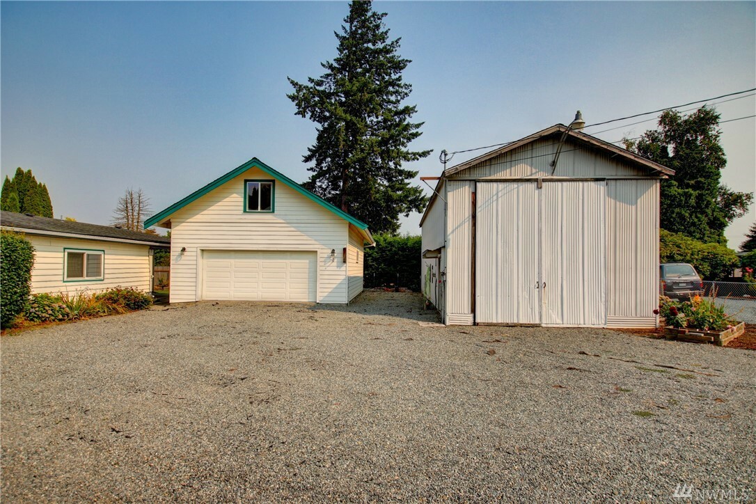 Property Photo:  18183 W Chinook Dr  WA 98233 