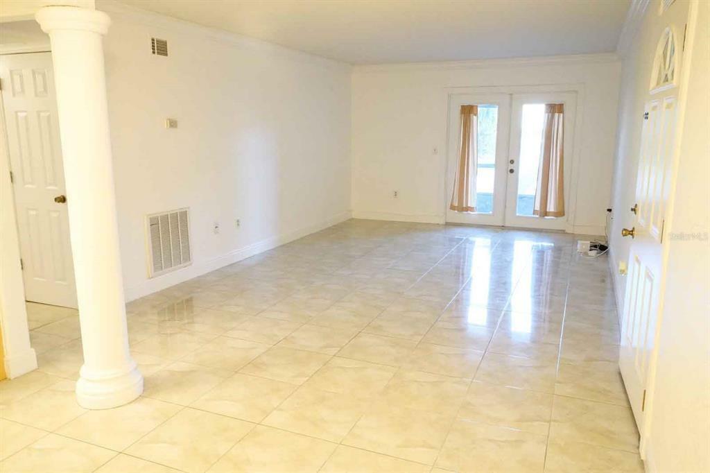 Property Photo:  918 Lake Destiny Road  FL 32714 