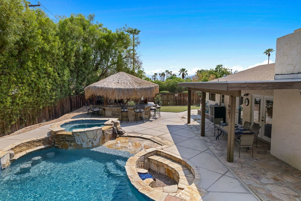 Property Photo:  73860 Shadow Lake Drive  CA 92260 