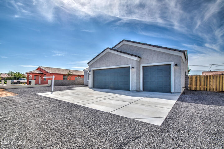 Property Photo:  5257 E Santa Clara Drive  AZ 85140 