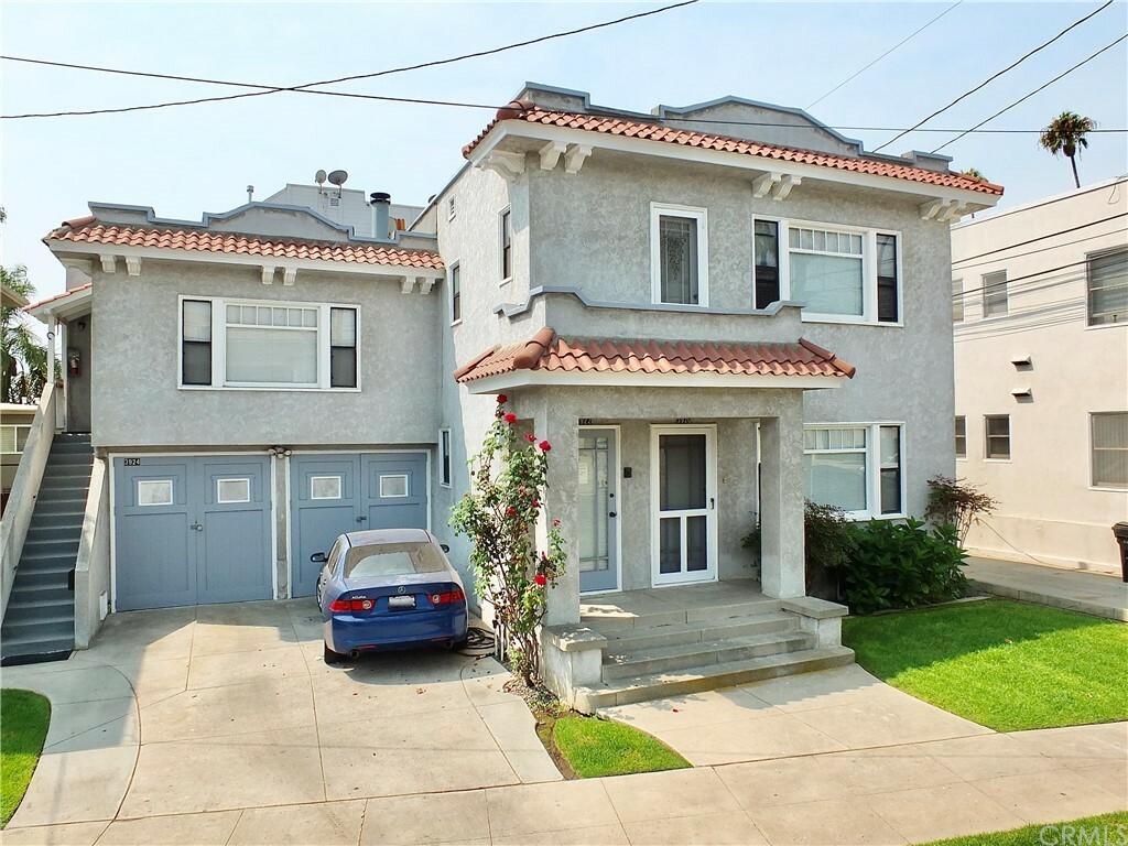 Property Photo: 3920 E 1st Street CA 90803