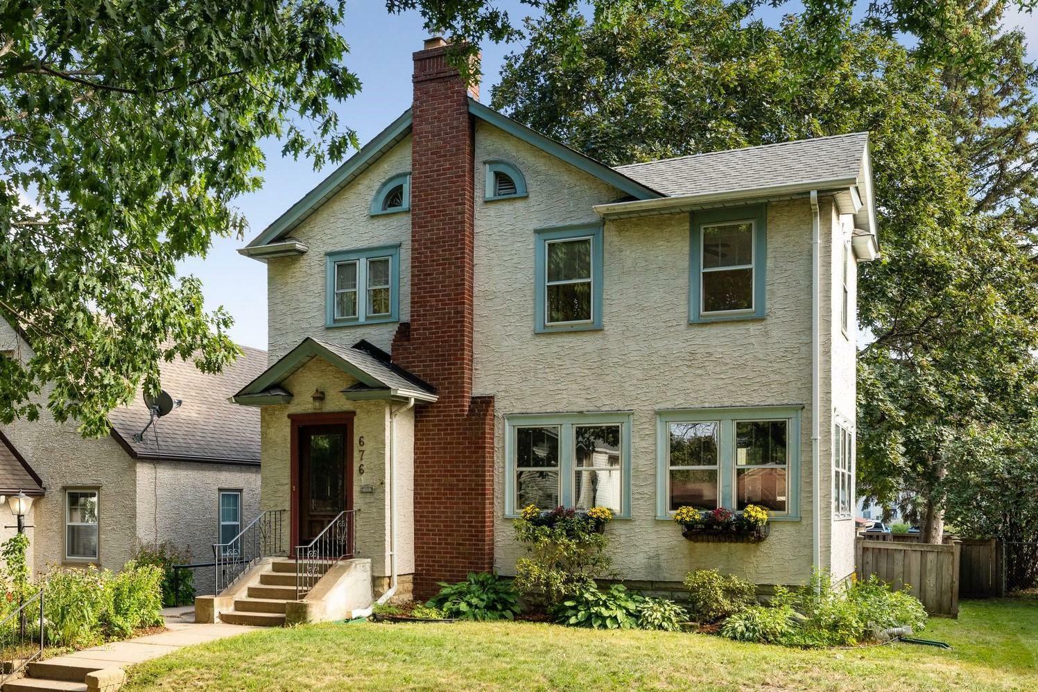 Property Photo: 676 Arlington Avenue E MN 55106