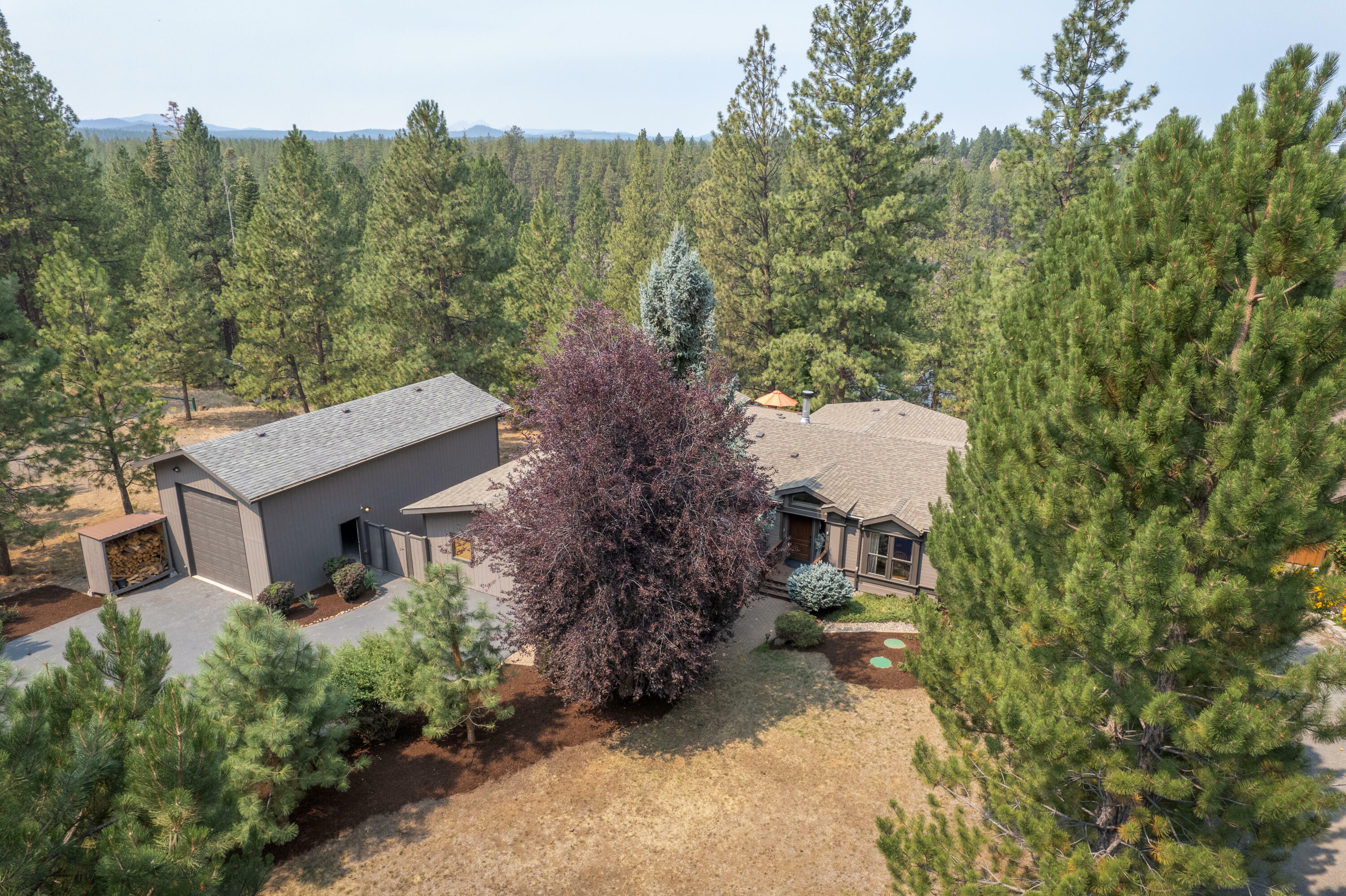 Property Photo:  18690 River Woods Drive  OR 97702 