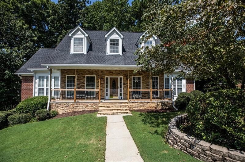 Property Photo: 5684 Charlton Way GA 30135