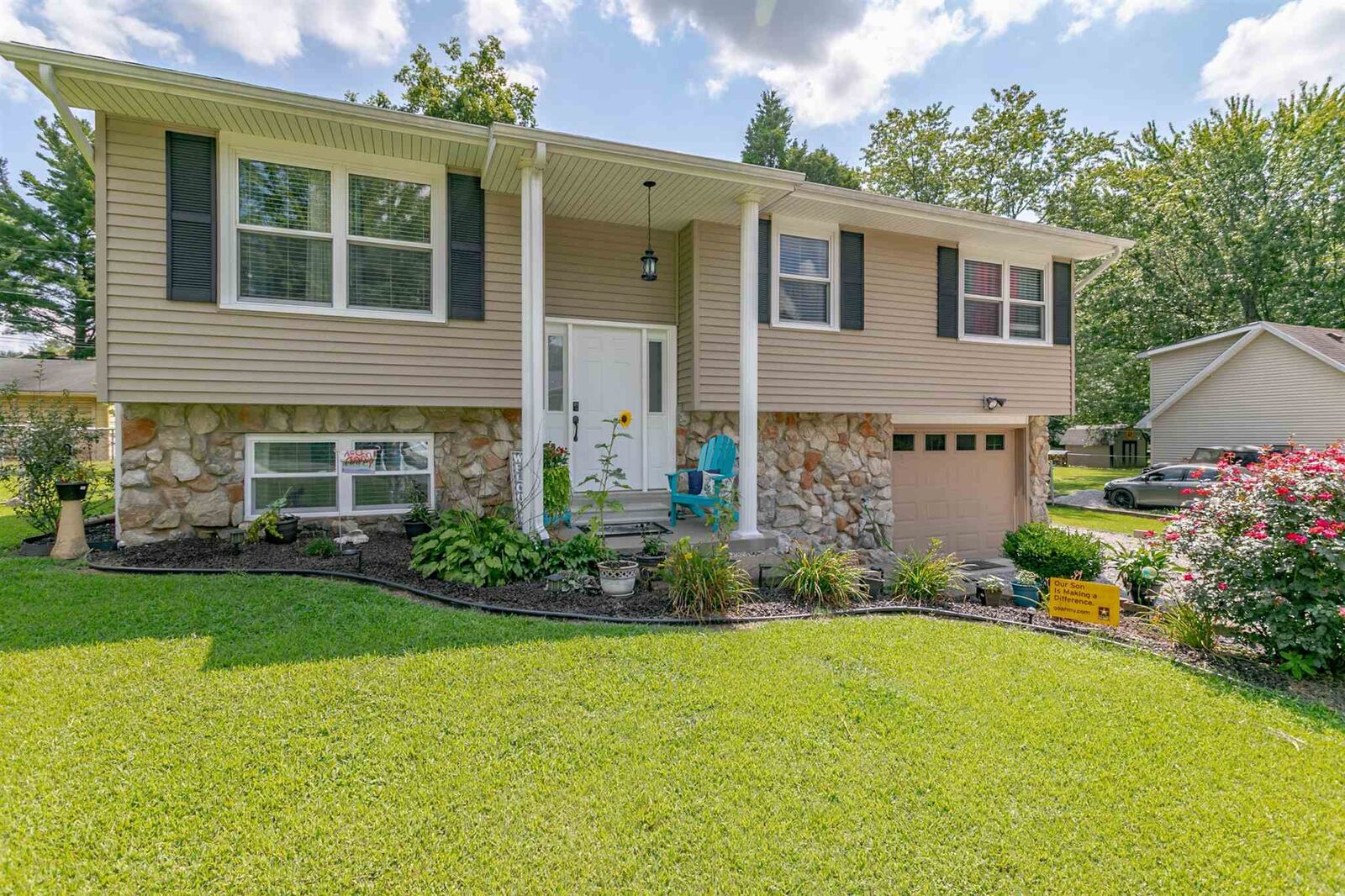 Property Photo: 7277 Oaklawn Drive IN 47630-2929