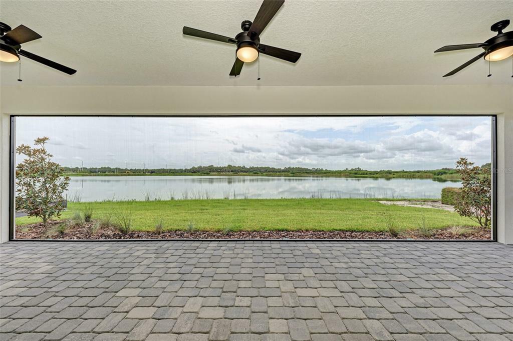 Property Photo:  1009 Crosswind Avenue  FL 34240 