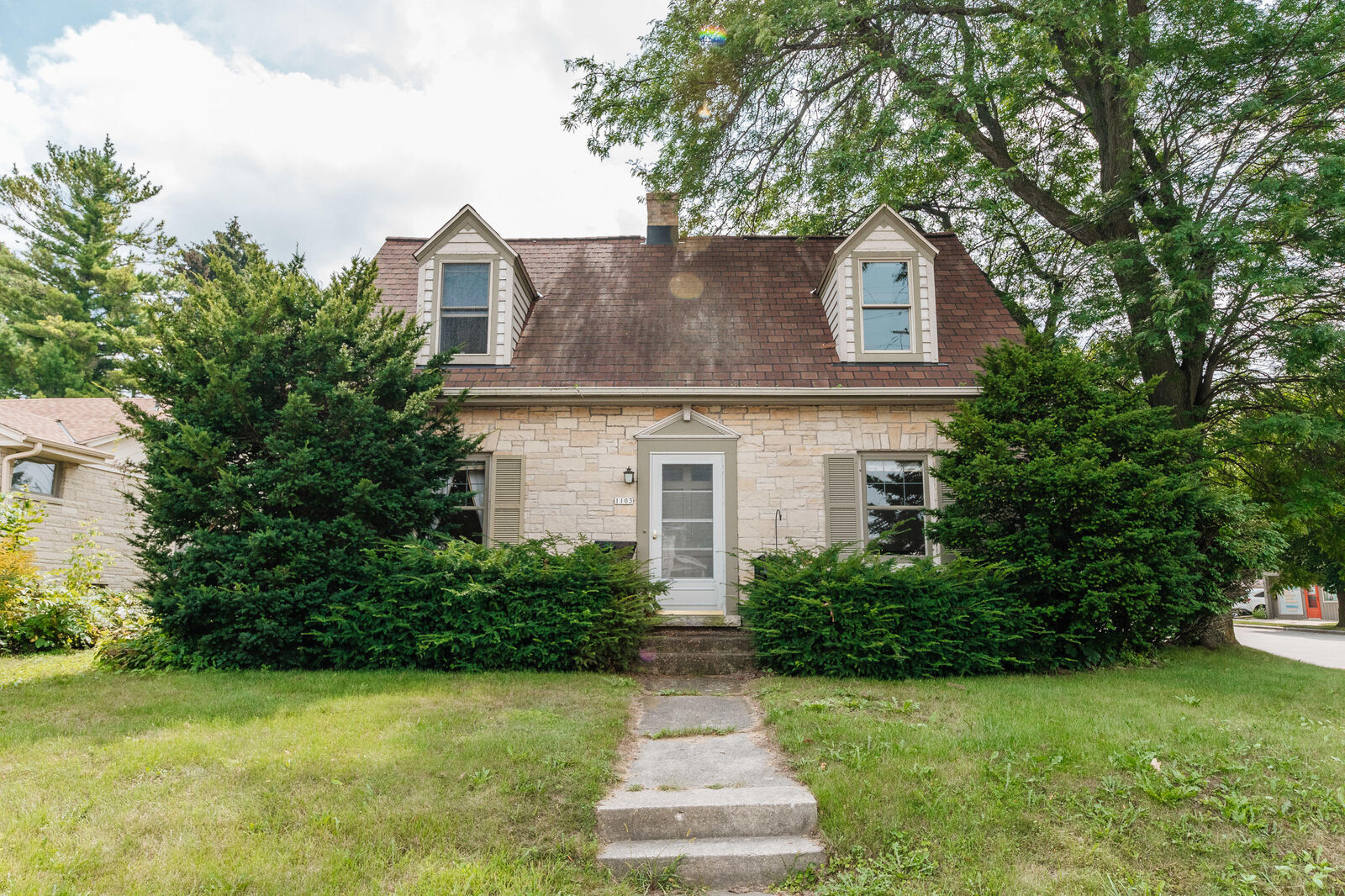 Property Photo: 1103 Cedar St WI 53024