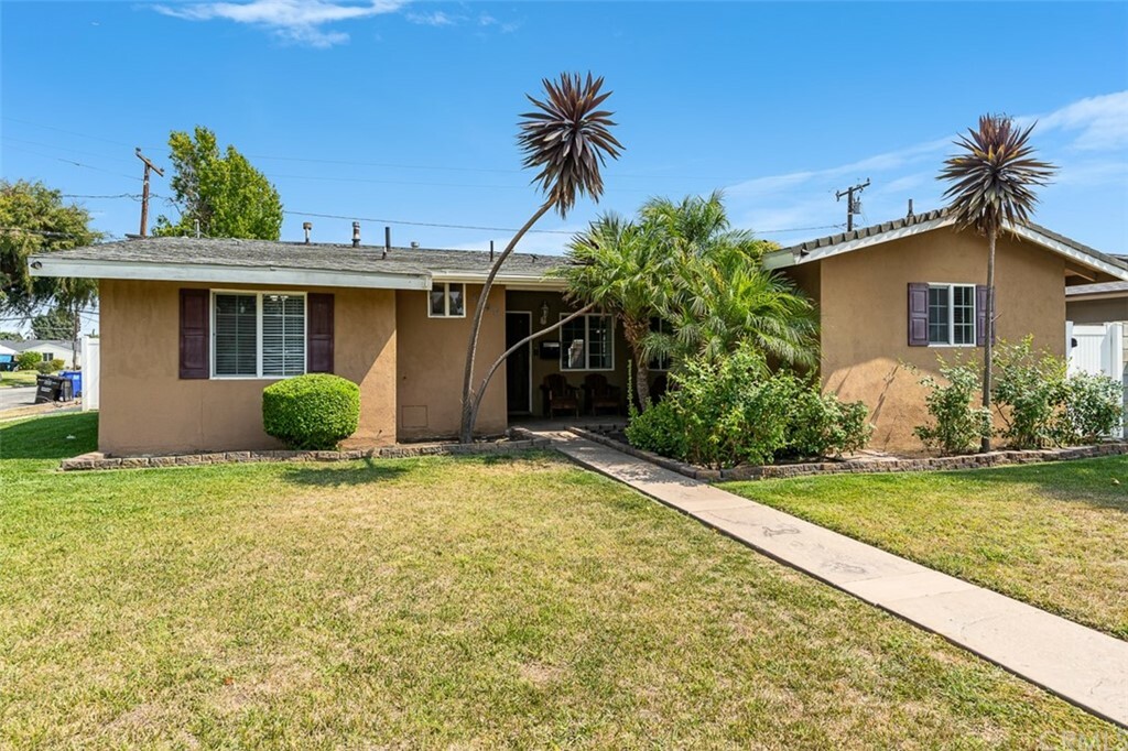 Property Photo:  9440 Rutland Avenue  CA 90605 