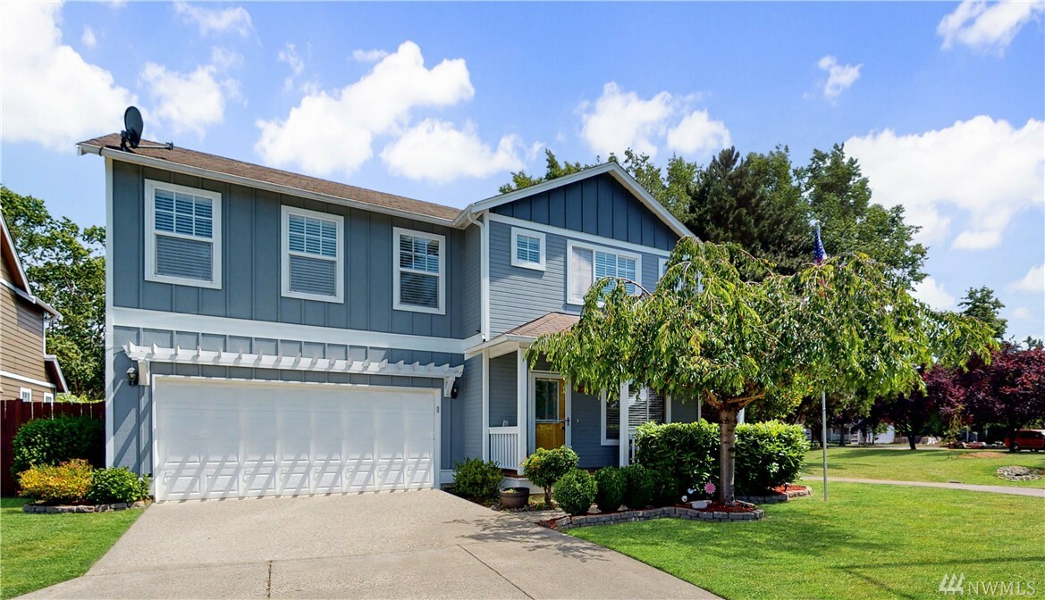 Property Photo:  2230 W Meadow Blvd  WA 98273 