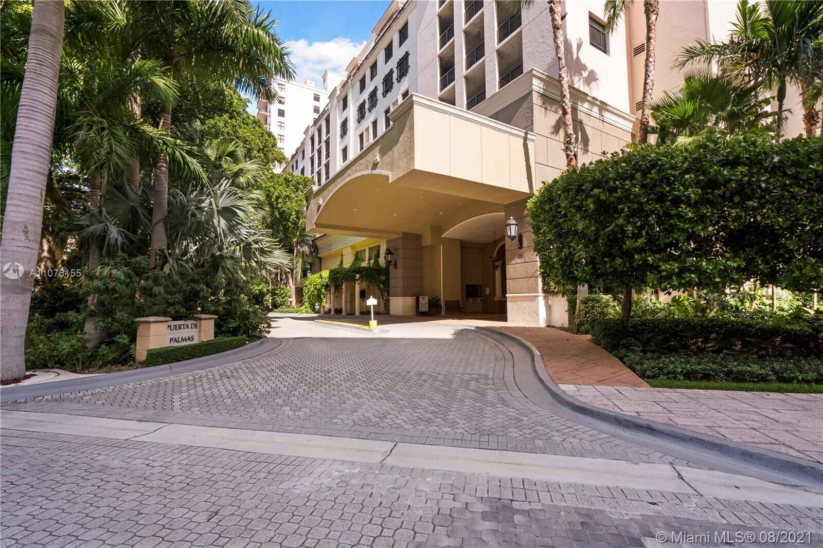 Property Photo: 888 S Douglas Rd 404 FL 33134