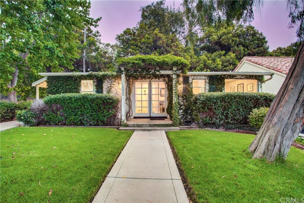 Property Photo:  1222 Price Street  CA 93449 