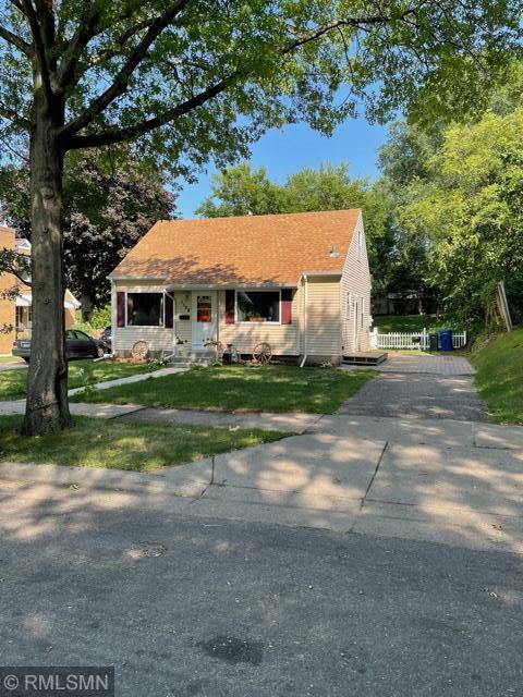 1104 Arundel Street  Saint Paul MN 55117 photo
