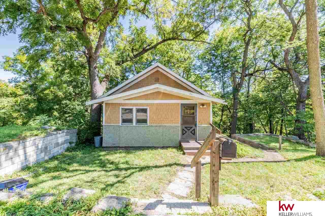 Property Photo: 831 Grace IA 51503